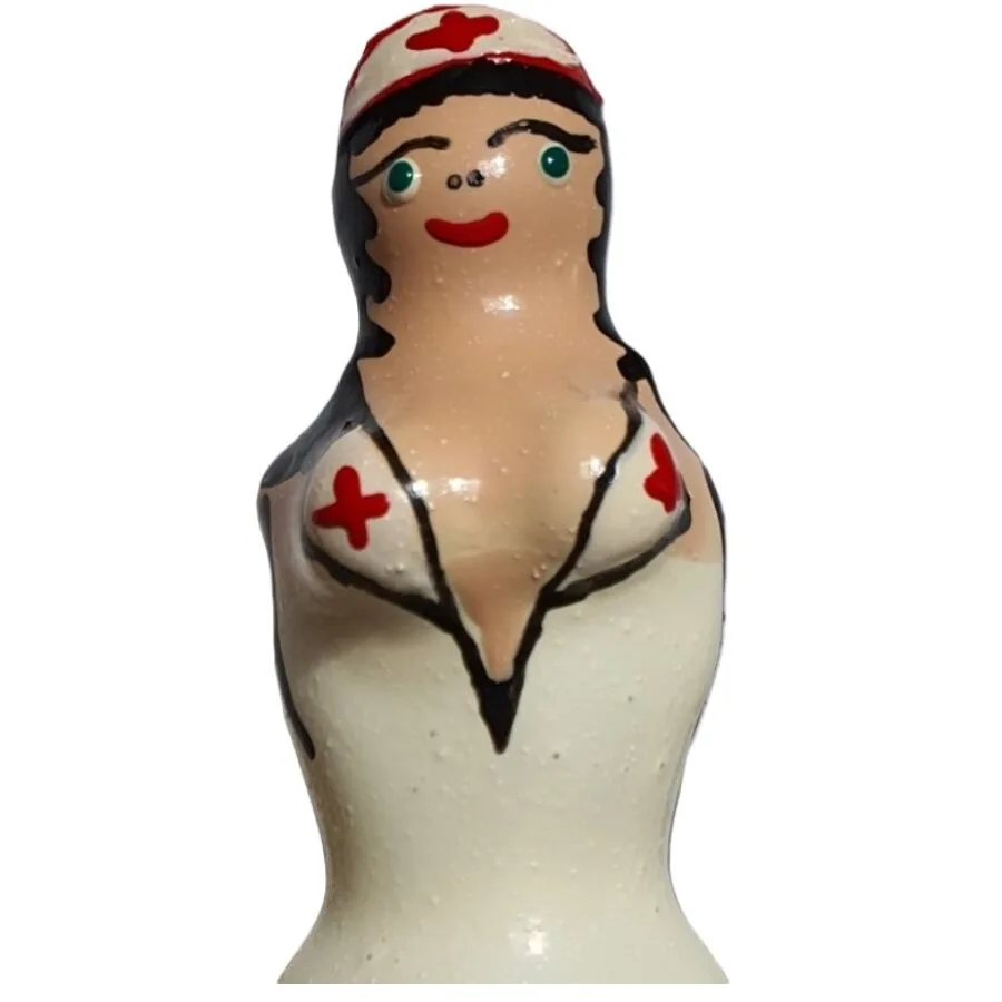 Condomerie - Handmålad Novelty-Kondom med Blond Sjuksköterska-Design