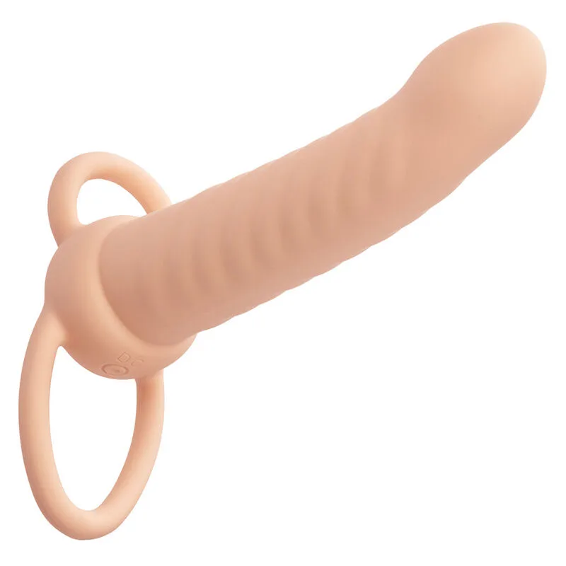 Calexotics - Performance Maxx Uppladdningsbar Ribbad Dubbelpenetrator med 10 Vibrationsfunktioner - Flesh