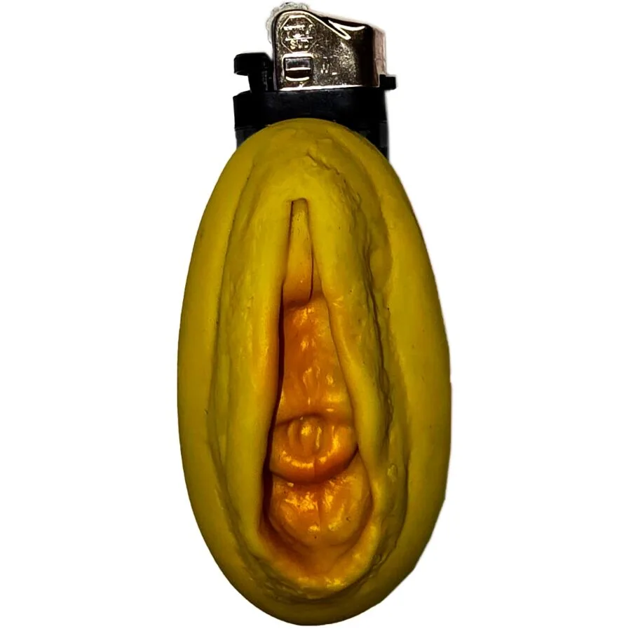 Diablo Picante - Gold-Tone Anatomical Vulva-Shaped Novelty Lighter