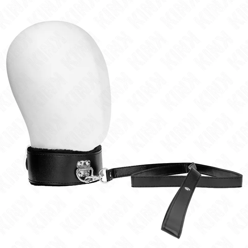 Kink - Justerbar Bondagekrage med 116 CM Koppel | Silvernitdetaljer | Modell 4 | Svart | 40–48 CM x 6 CM