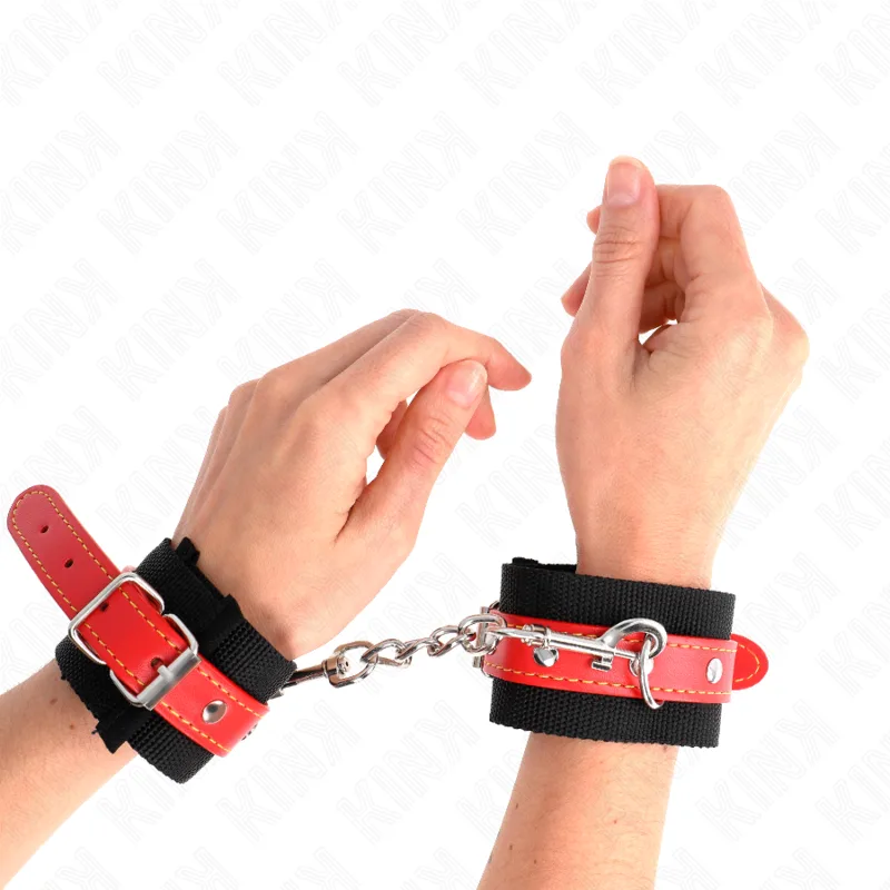 Kink Adjustable Nylon & Red Leatherette Wrist Restraints – Black/Red, 19–24 cm x 5.5 cm