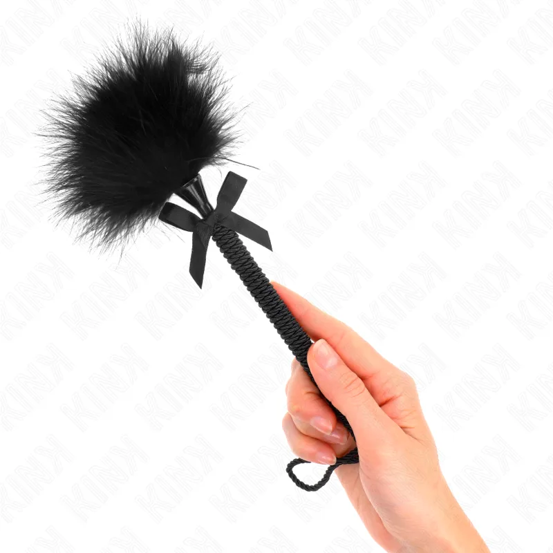 Kink Nylonrep Wand med Kittlande Fjädrar och Svart Rosett – 25 cm Sensoriskt Retverktyg