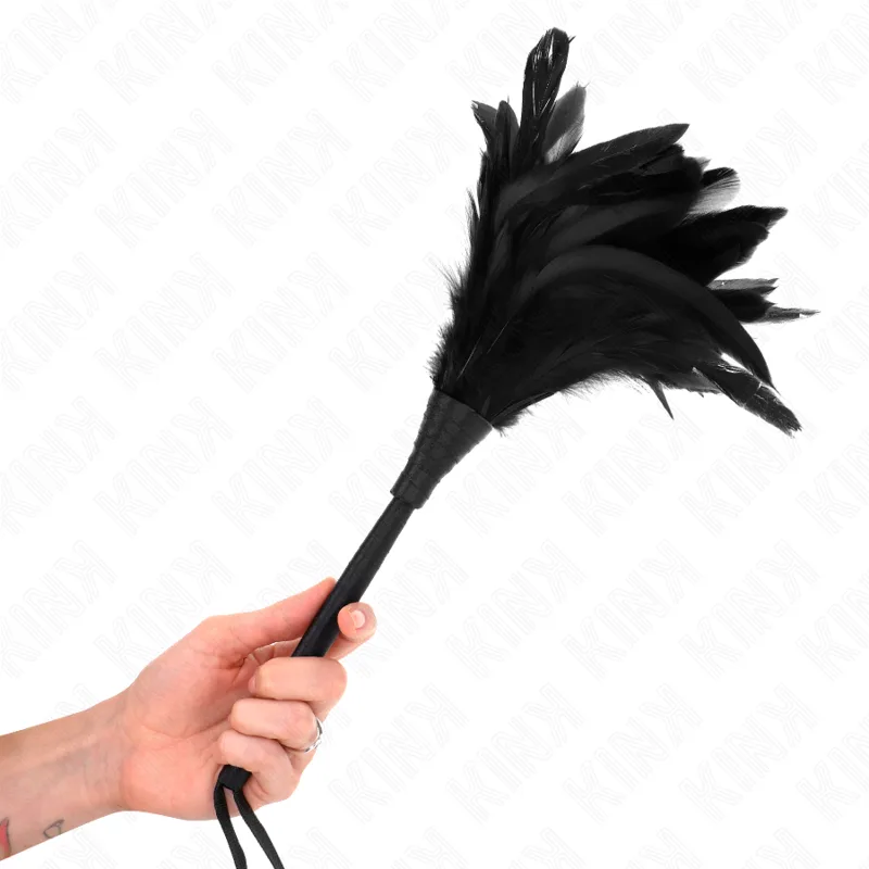 Kink Black Maids Hornformad Fjäderkittlare – 36 cm